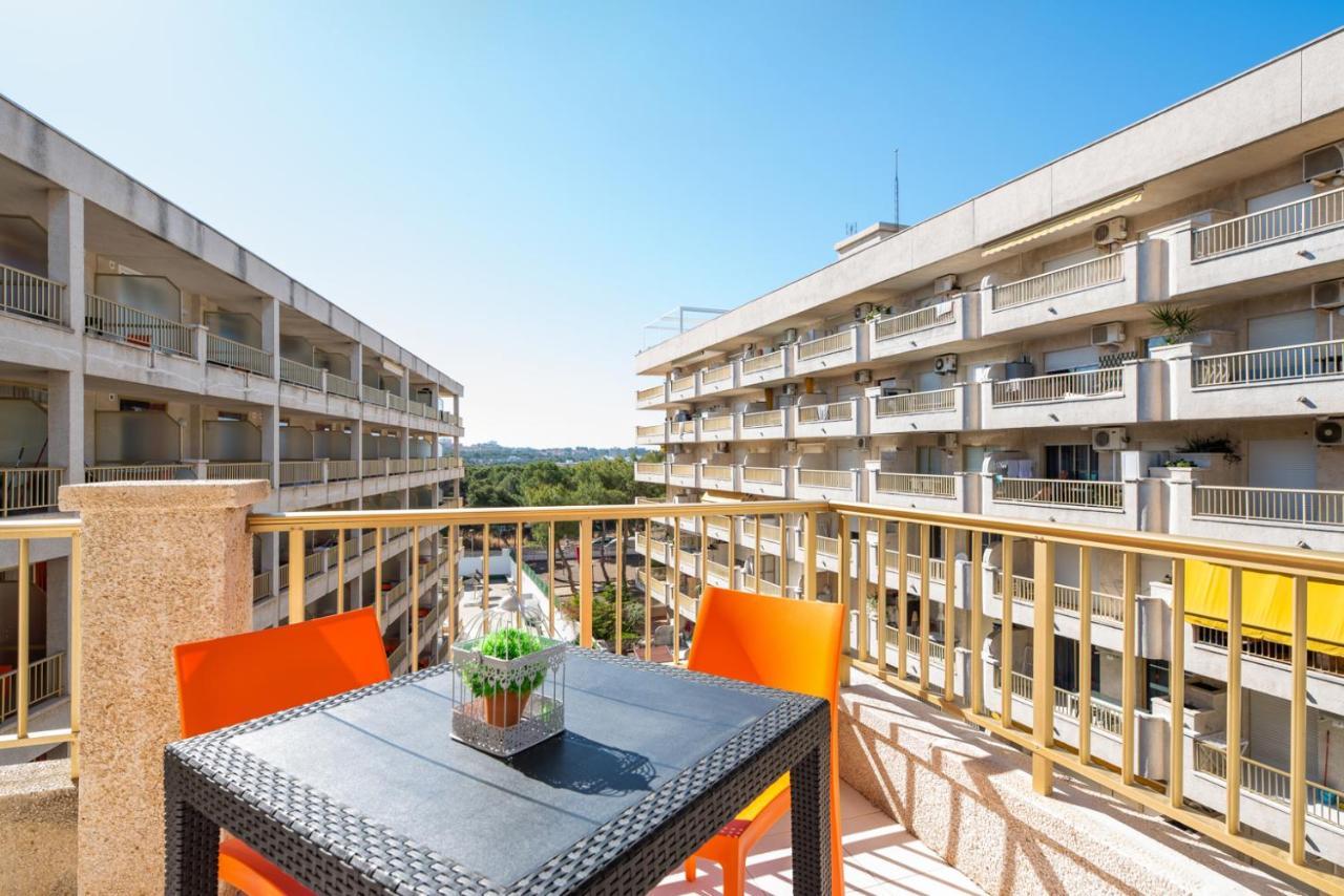 Апартаменти Vendrell Салоу Екстер'єр фото